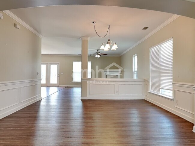 Photo - 132 Pine View Xing