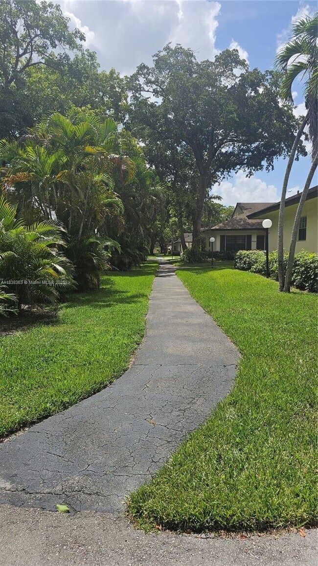 Photo - 7502 Nova Dr