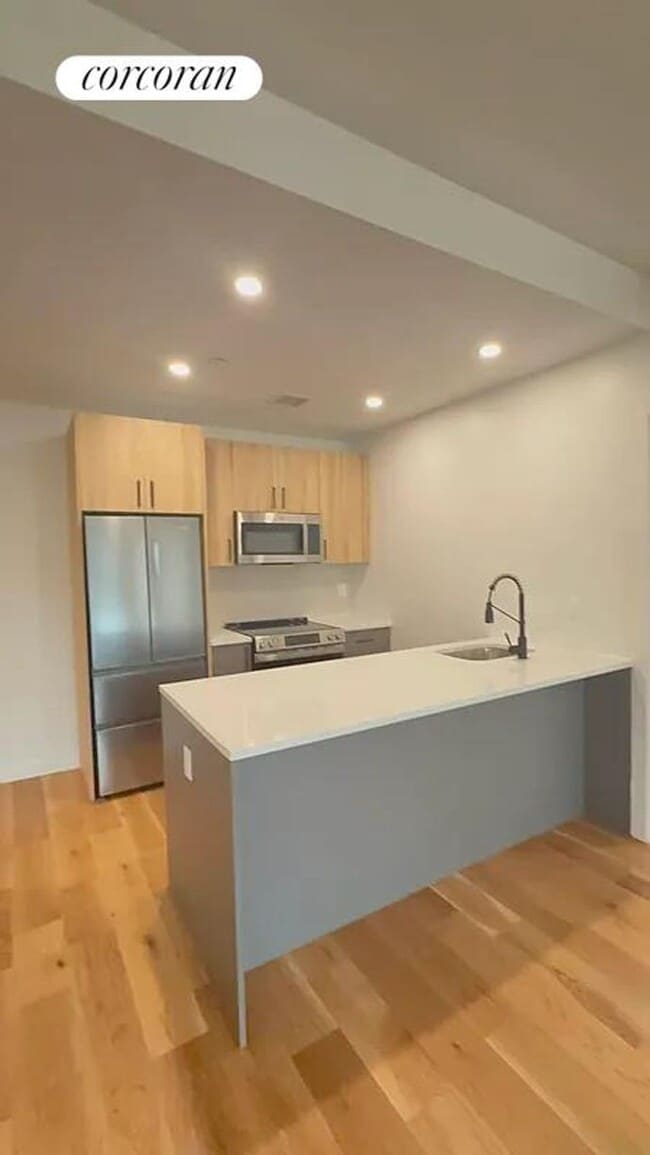 Building Photo - 143-26 84th Rd Rental