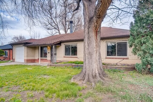 Photo - 1054 N Revere St