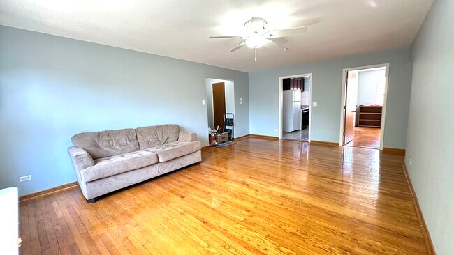 Photo - 6145 N Seeley Ave Unit 3B