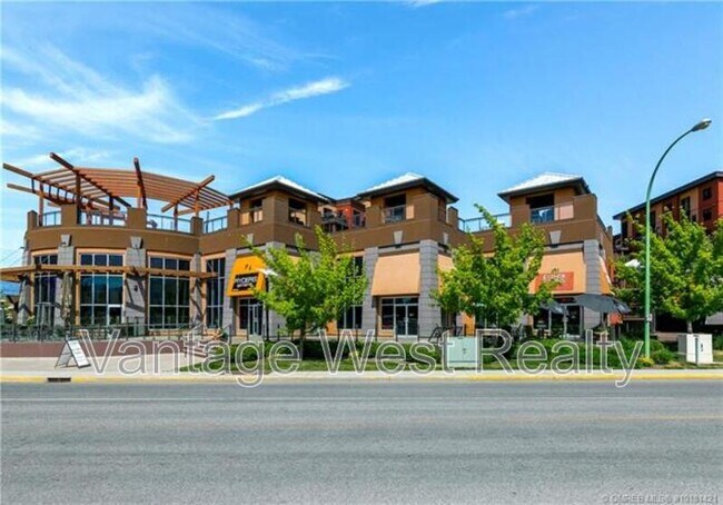 Photo - 654-654 Cook Rd