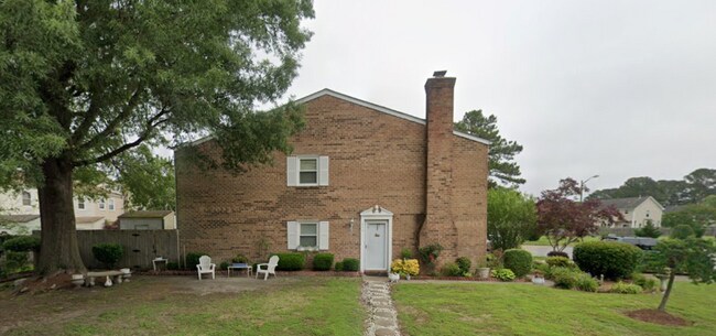 Photo - 417 Big Leaf Ct Townhome