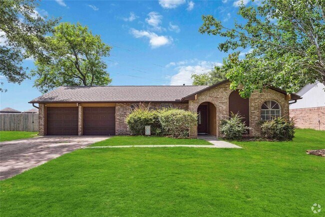 Building Photo - 3611 Drawbridge Dr Rental