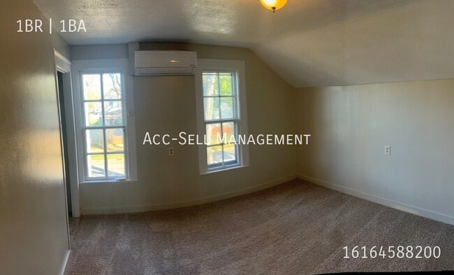 Photo - 32 Colfax St NE Unit 2