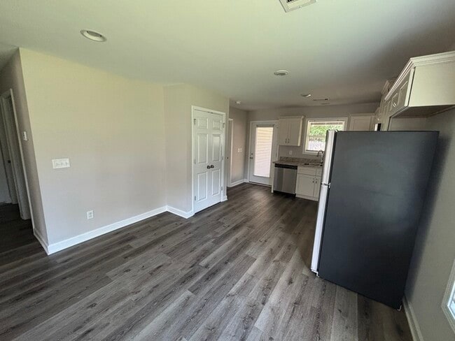 Photo - TUSCALOOSA TREASURE! 3BR/2BA | Stainless Steel | Covered Patio & Fenced Yard!
