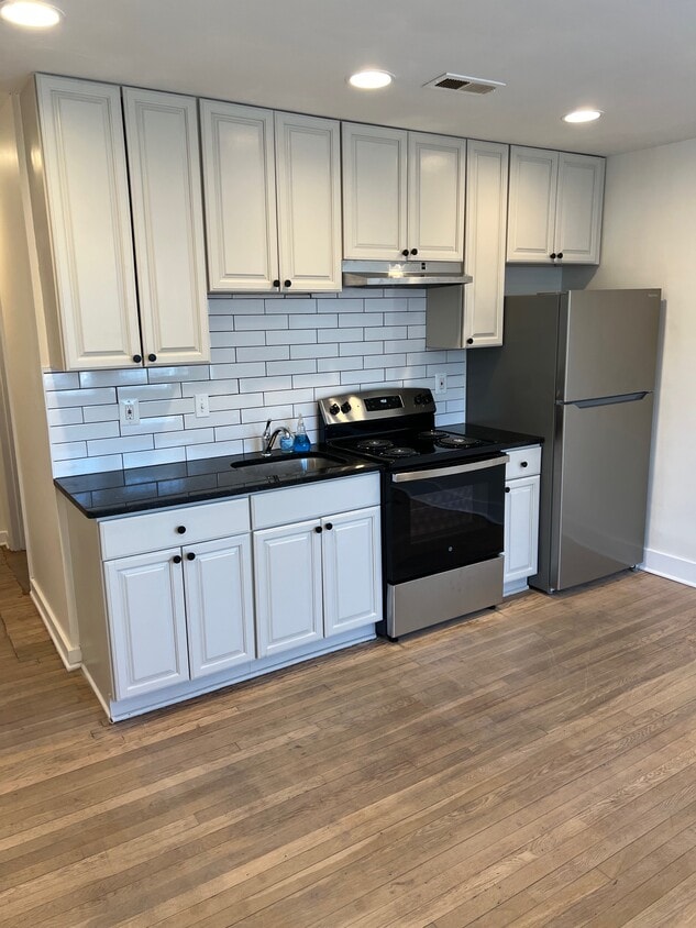 Kitchen - 1322 T St SE (Washington, DC)