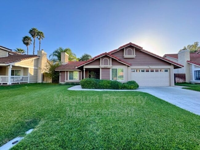 Photo - 45627 Clubhouse Dr