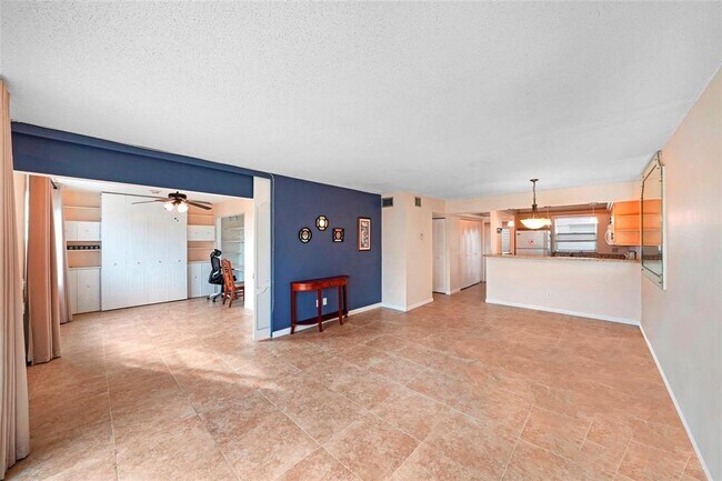 Photo - 7500 NW 30th Pl Unit 402