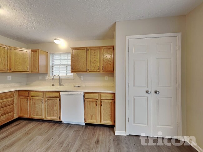 Photo - 11905 Breta Ct