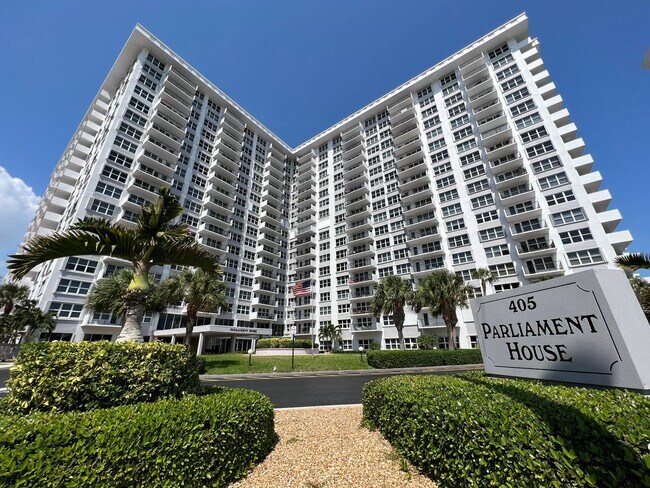 2 Bed 2 Bath Condo Just Steps From The Oce... - 2 Bed 2 Bath Condo Just Steps From The Oce...