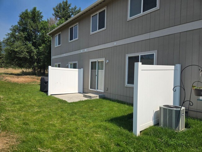 Photo - 7170-7174 W Heritage Street Unidad 7172 W Heritage Street