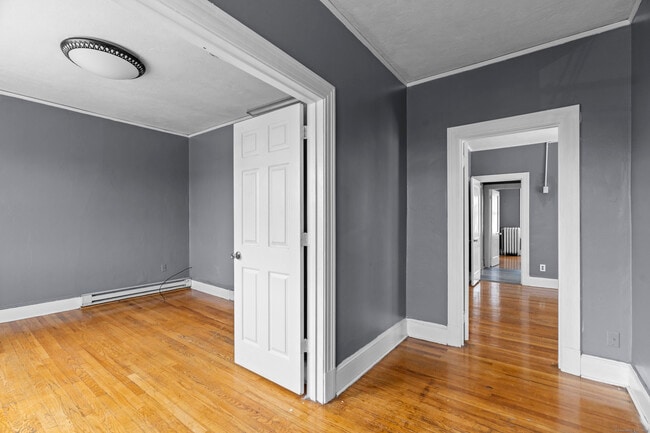 Photo - 204 South St