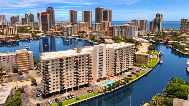 Photo - 401 Golden Isles Dr Unit 307