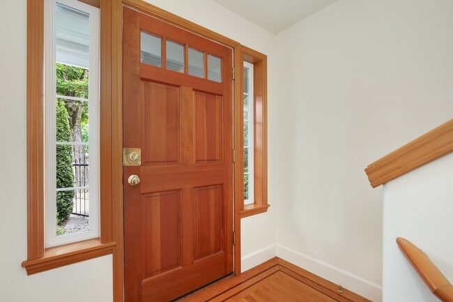 Photo - 219 23rd Ave