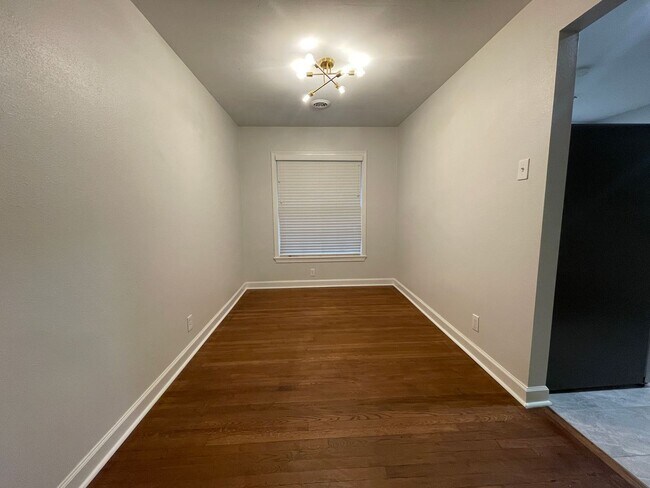 Photo - 1201 Norwood Rd Unidad B