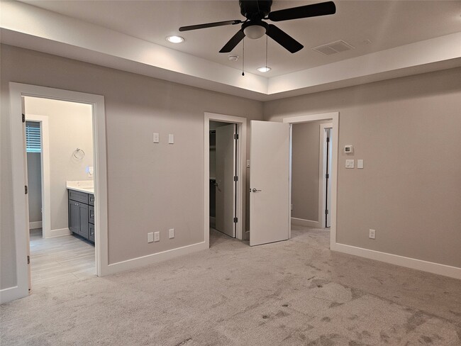 Photo - 2621 Hutchins St