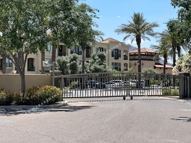 Photo - VIEWS AND LOCATION IN GATED ARTESIA LUXURY CONDOMINIUM IN SCOTTSDALE Unit 2001