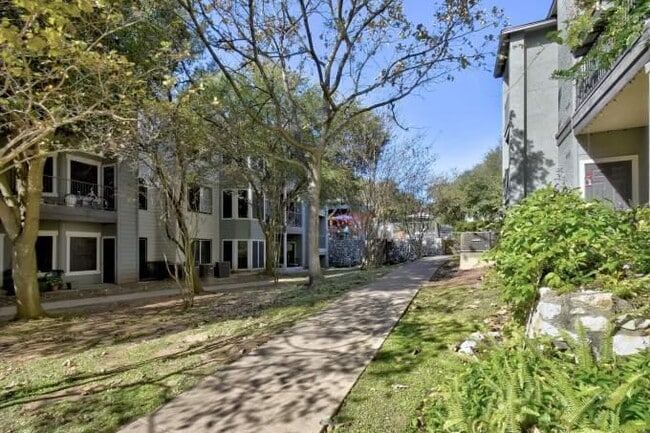 Photo - 2 bedroom in Austin TX 78736 Unit 2018