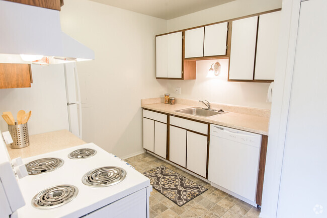 Kitchen (styles vary) - Aspen Chase Rental