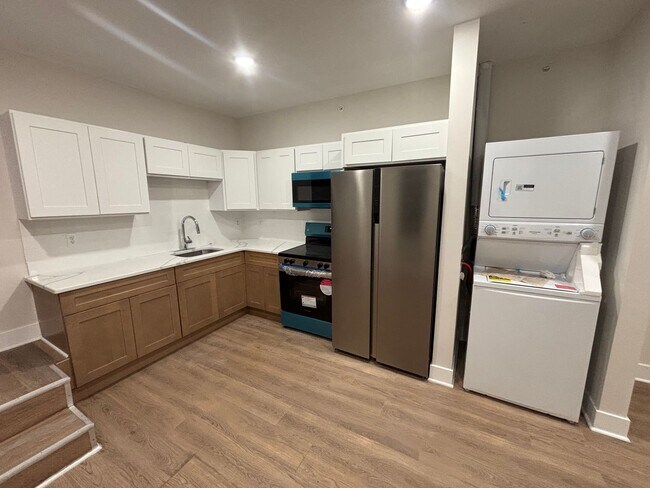 Photo - Luxury 3-bedroom Apartment Unit 5