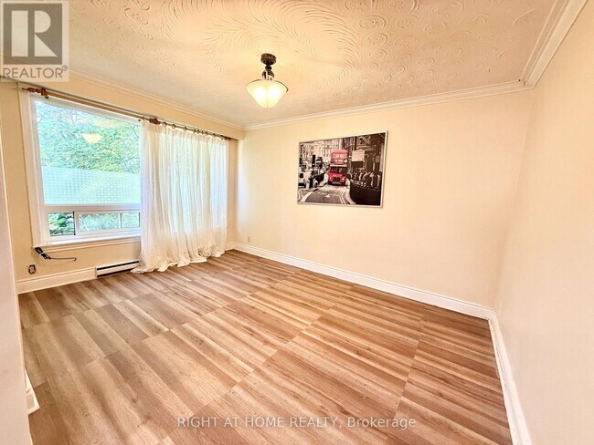Photo - 538 Merton St Unit 2