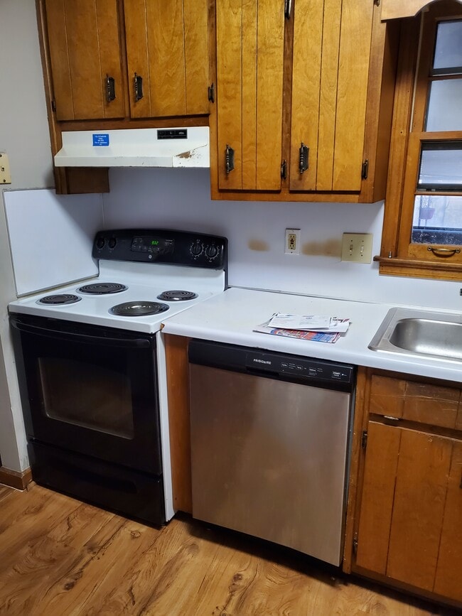 Photo - 2130 Kings Gate Cir