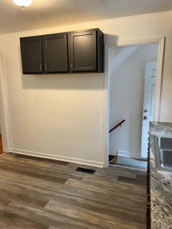 Photo - 18067 Tracey St