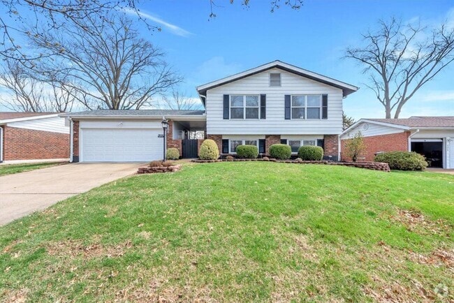 Building Photo - 5372 Chatfield Dr Rental