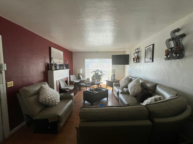 Photo - 2117 106th Ave
