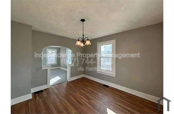 Photo - 1813 E 30th St