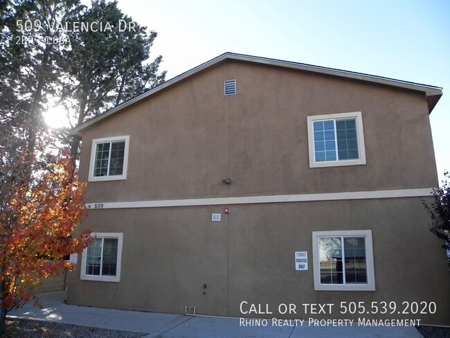 Building Photo - 509 Valencia Dr SE Unit 3