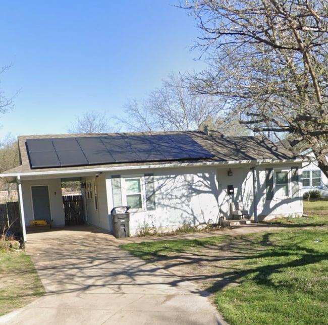 Building Photo - 5840 Jennie Dr Rental