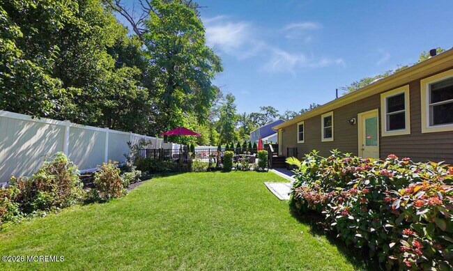 Photo - 175 Delaware Ave