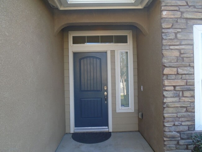 Photo - SOLAR......GORGEOUS---3 BEDROOMS PLUS AN OFFICE !!!