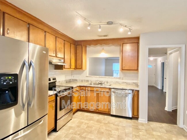 Photo - 343 Pear Ridge Cir