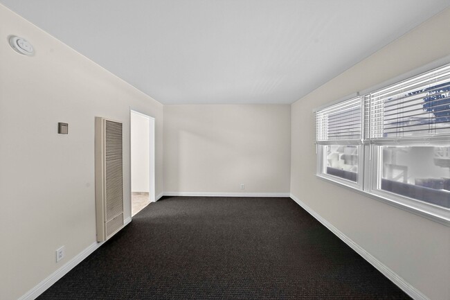 Photo - 75 Glendora Ave Unidad 75 Glendora  3