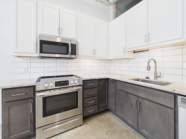 Photo - Railyard Flats