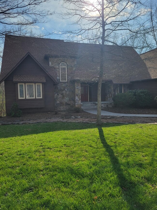 Photo - 116 Knollwood Ln