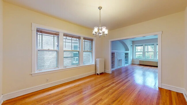 Photo - 4839 N Kenneth Ave Unit # 2