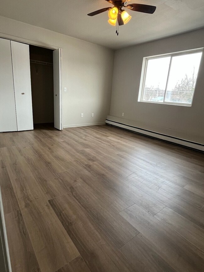 Photo - 3355 Whitehall Rd Unit 3355