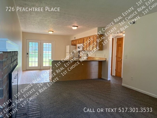Photo - 726 Peachtree Pl