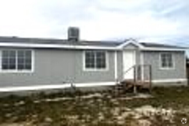 Building Photo - 3 bedroom/2 bath double wide in Spring Creek Rental