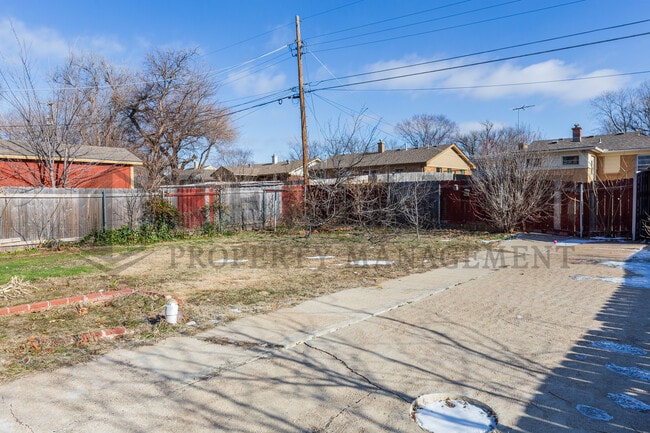 Photo - 1750 S Fabrique Dr