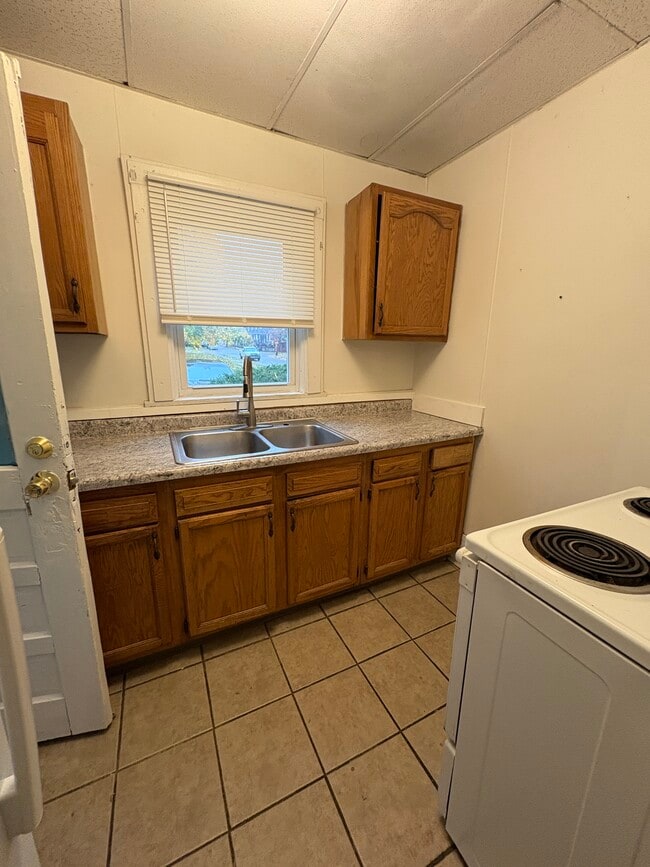 Photo - 1423 Marcy St