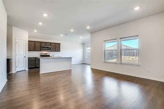 Photo - 611 Chuck Wagon Dr