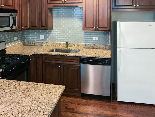 Photo - 4806 N Paulina St Unit 1