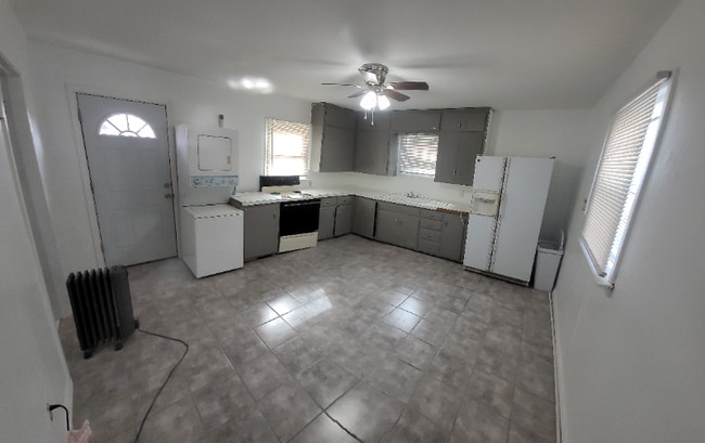 Photo - 502 Fir St Unidad B