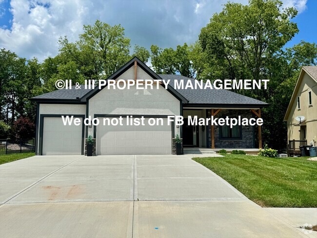 Building Photo - 17360 NW 127th St Rental