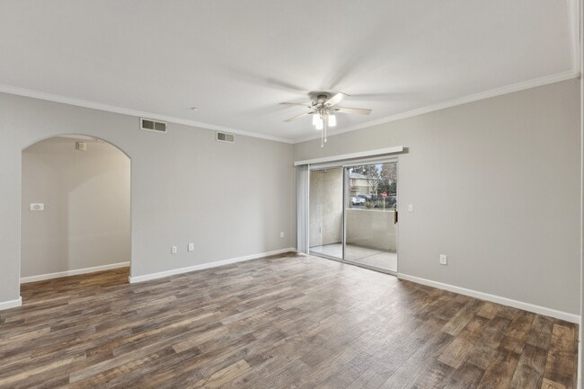 Cross Pointe Apartment Homes